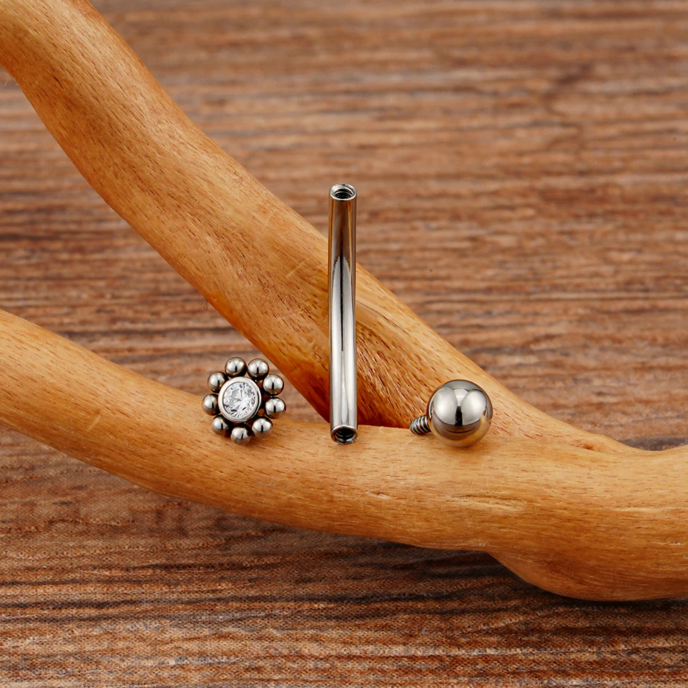 G23 Titanium Mini CZ Flower Rook Curved - Image 5