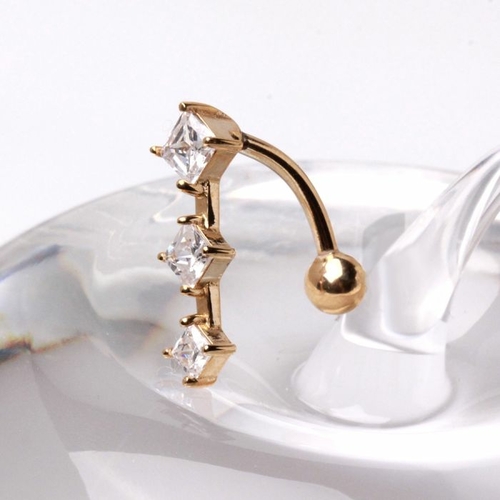 14Kt Yellow Gold Navel Ring with 3 Vertical Gems - Image 3